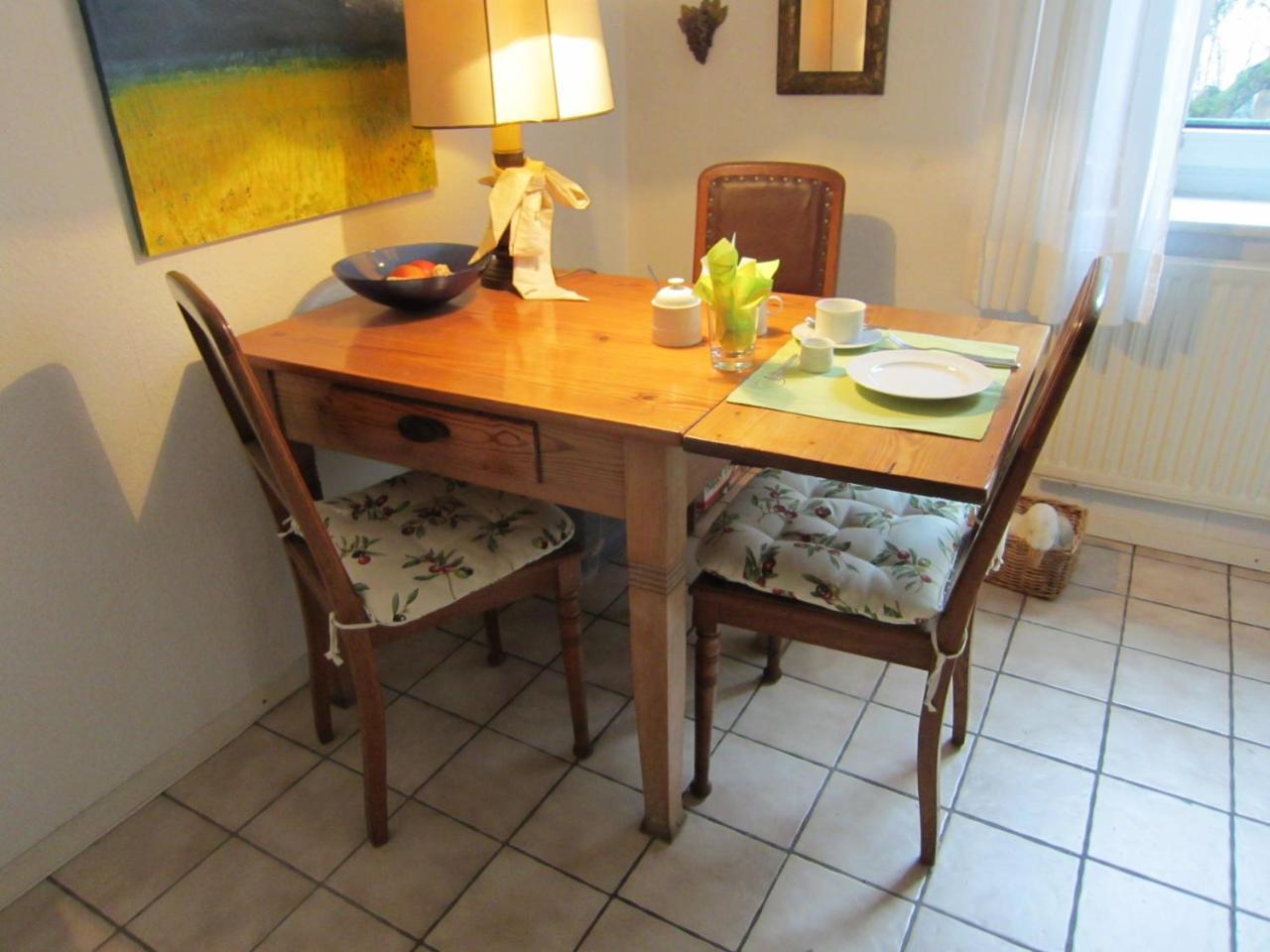 Private Room With Breakfast Hannover Bagian luar foto